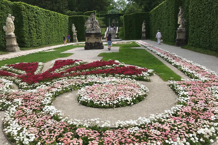 Tagesausflug zu den Schlössern Neuschwanstein und Linderhof ab München, Bayern, Foto 8 | wizardtrip