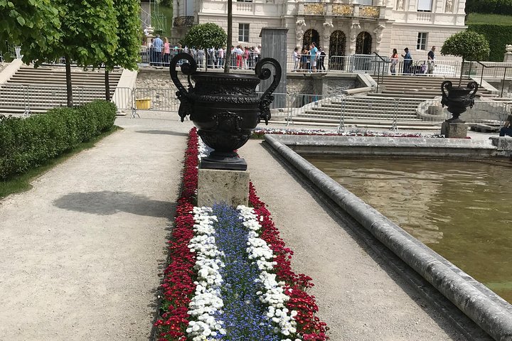 Tour di un giorno ai castelli di Neuschwanstein e Linderhof da Monaco, con architettura da fiaba e paesaggi bavaresi, foto 7 | wizardtrip
