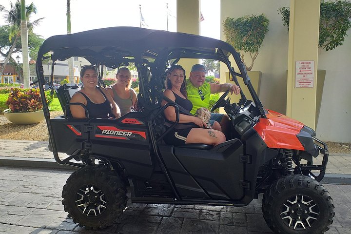 Aruba UTV-Verleih: 4-Sitzer für Abenteuererkundungen | wizardtrip