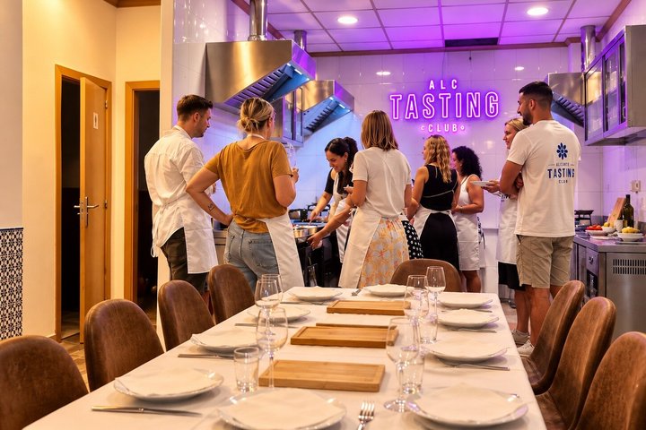 Praktisk paella-matlagingskurs og markedstur i Alicante, Spania, foto 6 | wizardtrip