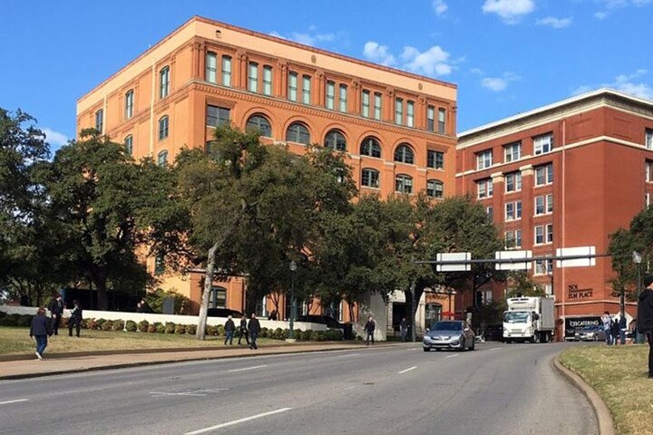 JFK Assassination and Museum Tour with Lee Harvey Oswald Rooming House | wizardtrip