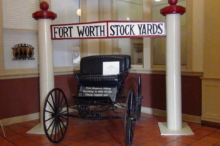 Explora el encanto histórico del Oeste y el patrimonio de vaqueros de Fort Worth en este tour guiado, foto 9 | wizardtrip