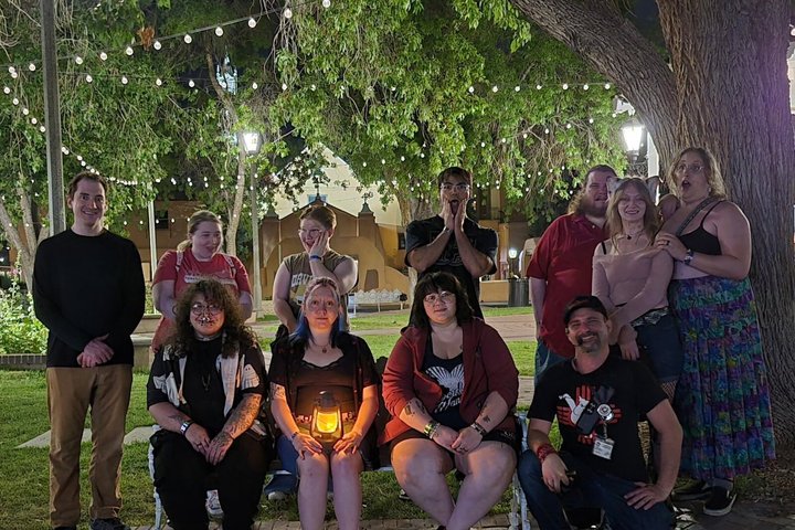 Spøkelsestur i historiske Old Town Albuquerque, New Mexico, som utforsker hjemsøkte steder, foto 6 | wizardtrip