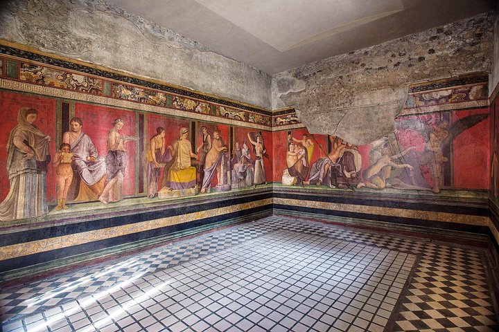 Full-day tour of Pompeii, Sorrento, and Positano from Naples/Salerno, showcasing coastal views and ancient ruins, photo 8 | wizardtrip