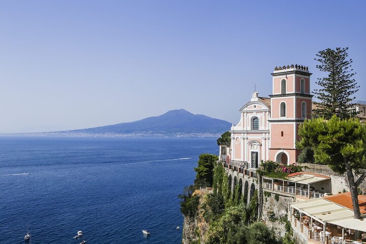 Full-day tour of Pompeii, Sorrento, and Positano from Naples/Salerno, showcasing coastal views and ancient ruins, photo 10 | wizardtrip