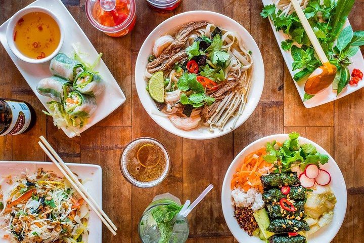 Hanoi Street Food Tour (Small Group) | wizardtrip
