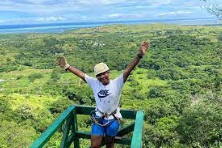 Ervaar spannende ziplines en grotverkenning te midden van de prachtige natuur van Fiji nabij Nadi, foto 10 | wizardtrip
