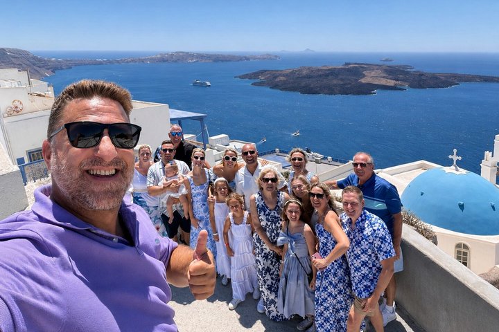 Tour privado explorando Oia, Fira e outros locais cénicos em Santorini, Grécia, foto 10 | wizardtrip