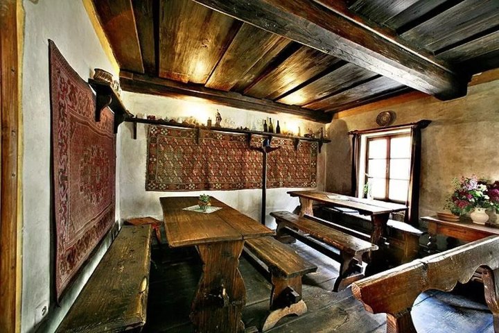 Excursion d'une journée complète à Český Krumlov depuis Prague, présentant son château médiéval et sa charmante vieille ville, photo 7 | wizardtrip