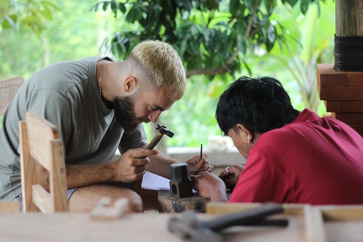 Lær tradisjonell balinesisk sølvsmedkunst i Ubud, Indonesia, foto 41 | wizardtrip