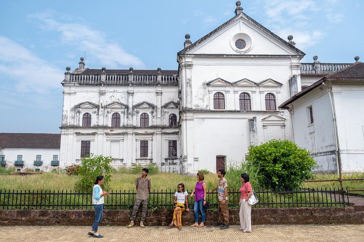 Explore the historical churches and architectural wonders of Old Goa on this heritage walk, photo 12 | wizardtrip