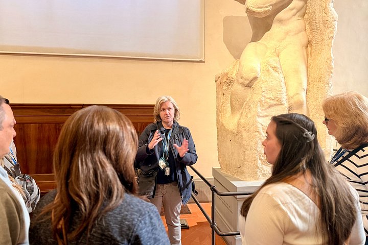 Wandeltour met kleine groep door de iconische kunstgalerijen en historische pleinen van Florence, foto 7 | wizardtrip