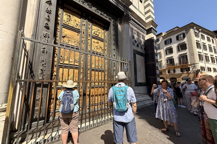 Wandeltour met kleine groep door de iconische kunstgalerijen en historische pleinen van Florence, foto 14 | wizardtrip