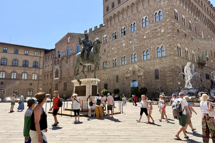 Wandeltour met kleine groep door de iconische kunstgalerijen en historische pleinen van Florence, foto 26 | wizardtrip