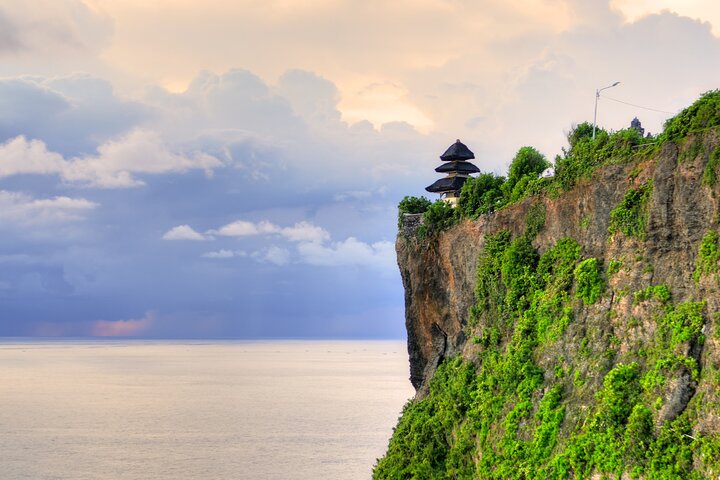Private Tour: Uluwatu Temple & Southern Bali Highlights | wizardtrip