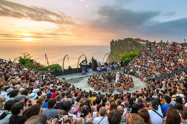 Privé tour van Uluwatu Tempel en Zuid-Bali hoogtepunten, inclusief stranden en Kecak dans, foto 7 | wizardtrip