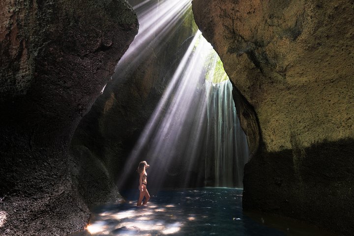 Verken de prachtige watervallen van Bali, zoals Tibumana, Tukad Cepung en Tegenungan, tijdens een privétour, foto 8 | wizardtrip
