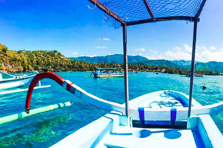 Aventura de snorkel en la playa Blue Lagoon de Bali, explorando arrecifes de coral y vida marina, foto 21 | wizardtrip
