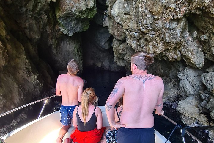 Tour privado en lancha rápida por las Islas Elaphiti desde Dubrovnik, Croacia, con natación y vistas panorámicas, foto 15 | wizardtrip