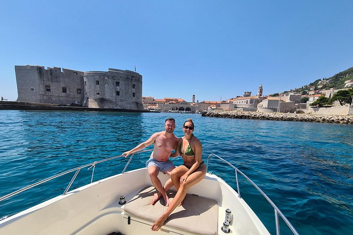Tour privado en lancha rápida por las Islas Elaphiti desde Dubrovnik, Croacia, con natación y vistas panorámicas, foto 22 | wizardtrip