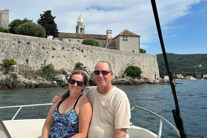 Tour privado en lancha rápida por las Islas Elaphiti desde Dubrovnik, Croacia, con natación y vistas panorámicas, foto 42 | wizardtrip