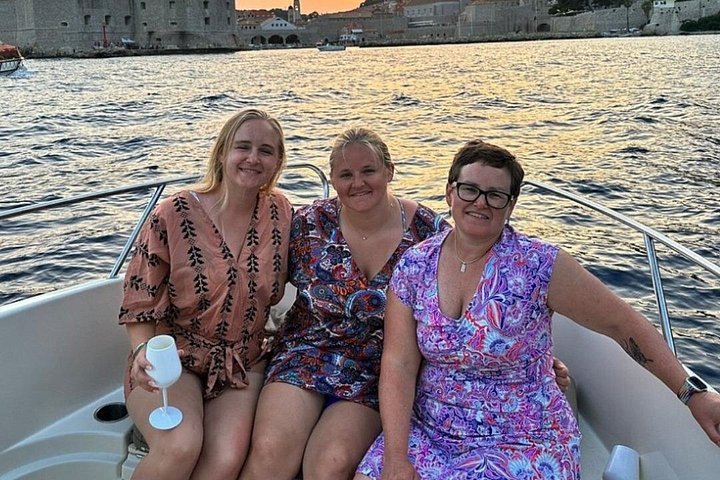Tour privado en lancha rápida por las Islas Elaphiti desde Dubrovnik, Croacia, con natación y vistas panorámicas, foto 46 | wizardtrip