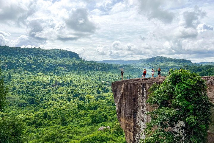 Explore as cascatas da Montanha Kulen, a estátua de Buda e paisagens exuberantes numa viagem de um dia de Siem Reap, foto 11 | wizardtrip