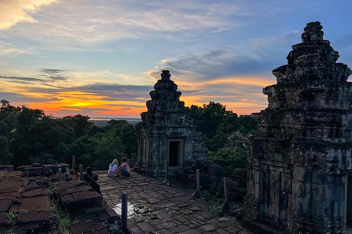 Utforska gamla tempel och fantastiska landskap på en guidad tur av Angkor Wat, Siem Reap, foto 12 | wizardtrip
