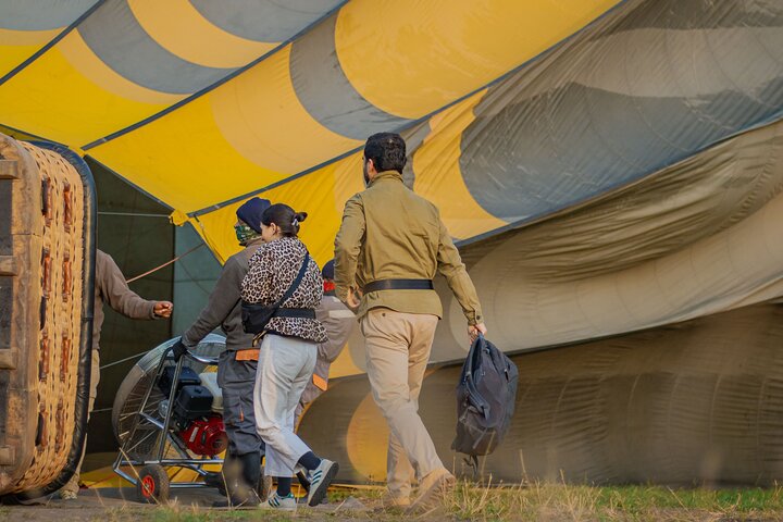 Heißluftballon-Safari über den Serengeti-Nationalpark, Tansania, mit Tierbeobachtung und Buschfrühstück, Foto 10 | wizardtrip