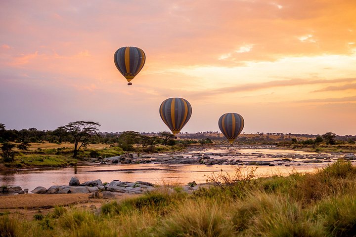 Heißluftballon-Safari über den Serengeti-Nationalpark, Tansania, mit Tierbeobachtung und Buschfrühstück, Foto 20 | wizardtrip