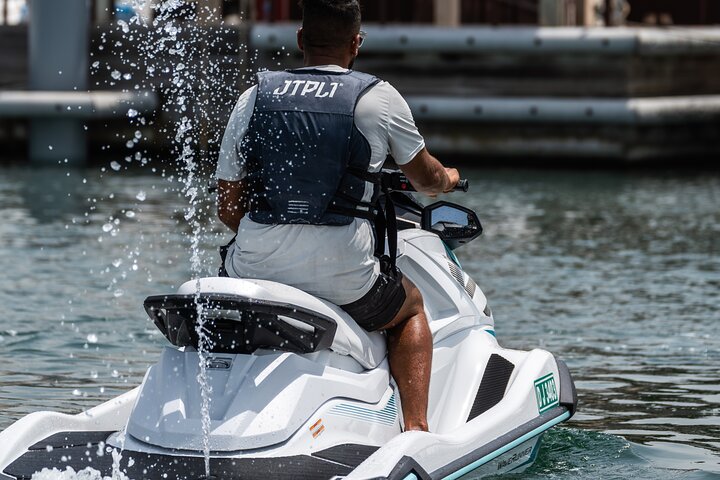 Jet ski tour in Dubai with views of Burj Al Arab and Atlantis, photo 10 | wizardtrip