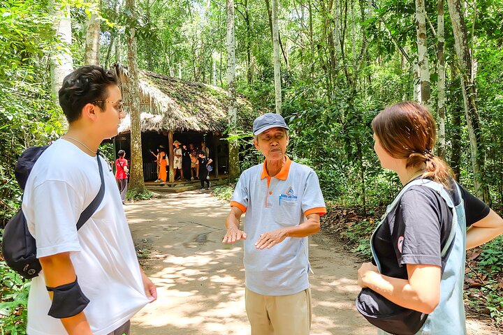 Utforska de historiska Cu Chi-tunnlarna, ett vidsträckt underjordiskt nätverk som användes under Vietnamkriget, nära Ho Chi Minh-staden, foto 10 | wizardtrip
