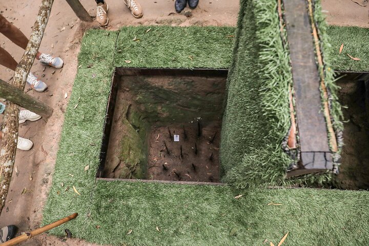 Utforska de historiska Cu Chi-tunnlarna, ett vidsträckt underjordiskt nätverk som användes under Vietnamkriget, nära Ho Chi Minh-staden, foto 22 | wizardtrip
