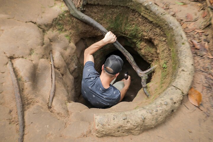 Utforska de historiska Cu Chi-tunnlarna, ett vidsträckt underjordiskt nätverk som användes under Vietnamkriget, nära Ho Chi Minh-staden, foto 23 | wizardtrip