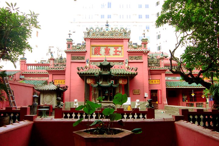 Small-Group Saigon City Tour: 4-Hour Must-See Iconic Landmarks | wizardtrip