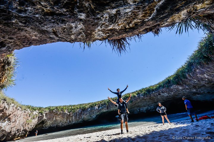 Snorkeling and wildlife tour to the Marietas Islands and Hidden Beach from Puerto Vallarta, photo 8 | wizardtrip