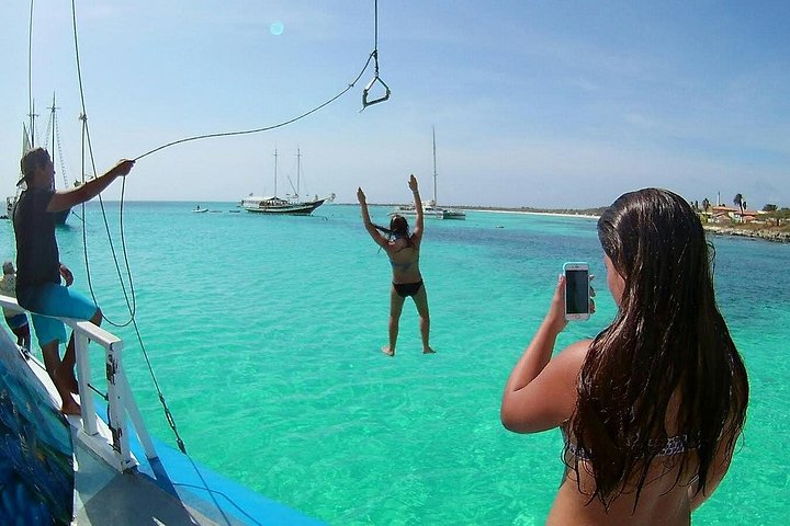 アルバでのカタマランセーリングとシュノーケリングアドベンチャー、沈没船とサンゴ礁が特徴です、写真14 | wizardtrip