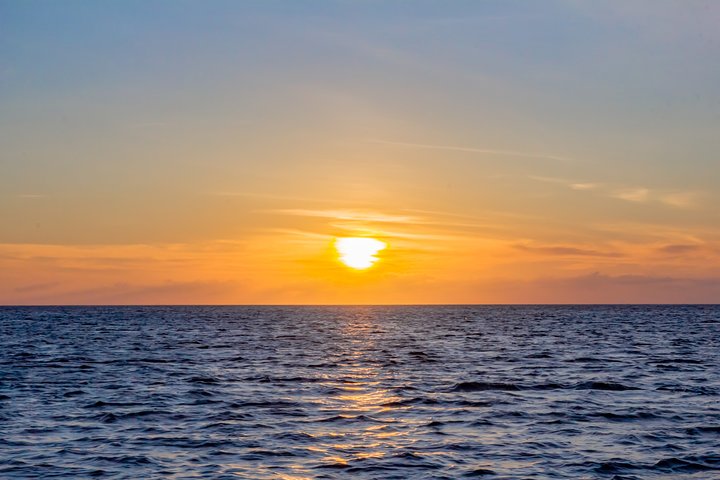Sunset catamaran cruise in Aruba with swimming and open bar, photo 8 | wizardtrip