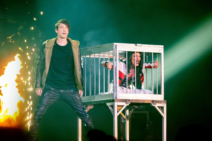 Erleben Sie die Magie von Rezas Edge of Illusion Show in Branson, USA, Foto 24 | wizardtrip