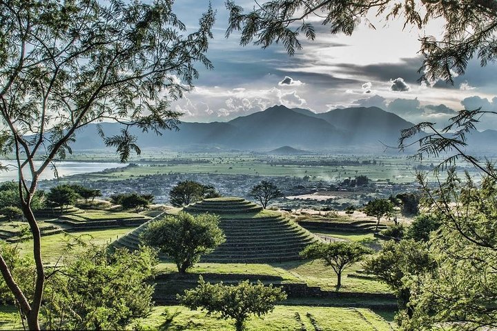 Le TOUR du Feu - Pyramides, Volcans, Agaves & Tequila | wizardtrip