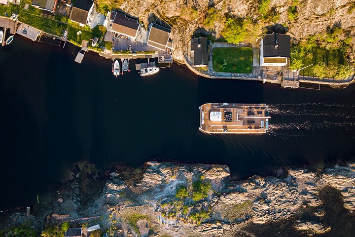 Guided Sightseeing Cruise on Oslofjord by Premium Silent Boat | wizardtrip