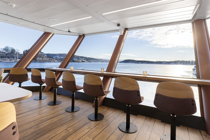 Stille bådtur på Oslofjorden, Norge, med vartegn og natur, foto 13 | wizardtrip