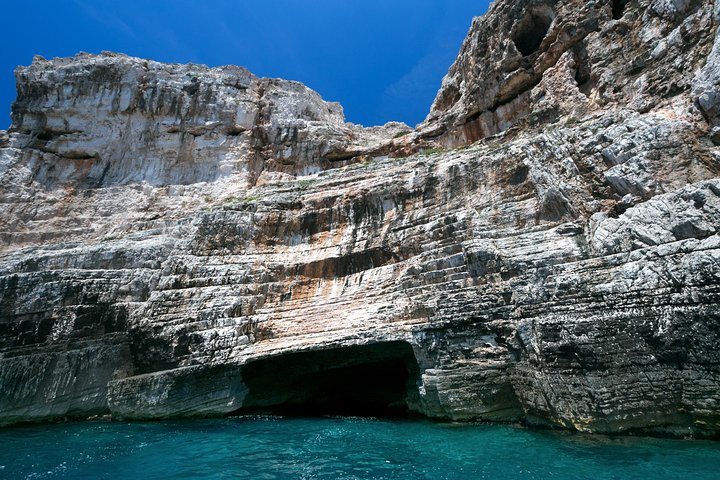 Excursion en hors-bord vers la Grotte Bleue et les îles Pakleni depuis Hvar, Croatie, photo 17 | wizardtrip