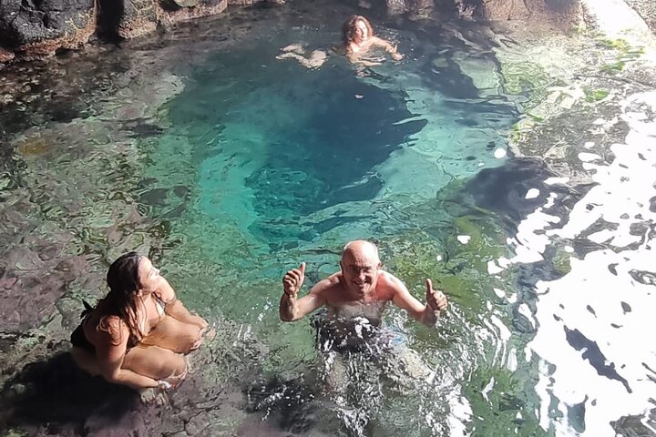 Passeio de meio dia pelas atrações naturais da Ilha do Sal, incluindo Baía dos Tubarões, Olho Azul e Lagoa de Sal, foto 6 | wizardtrip
