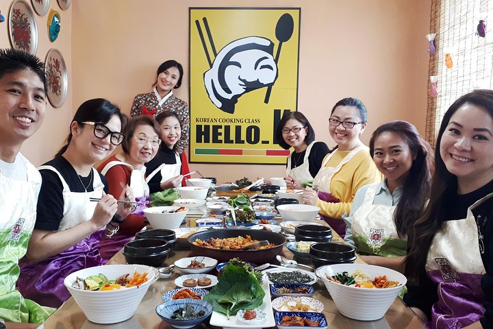 Korean cooking class and market tour in a local Seoul home, featuring traditional dishes and fresh ingredients, photo 18 | wizardtrip