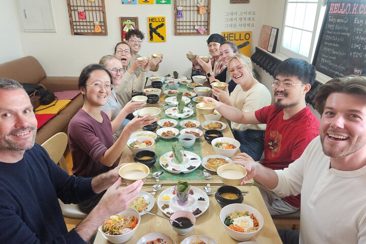 Korean cooking class and market tour in a local Seoul home, featuring traditional dishes and fresh ingredients, photo 19 | wizardtrip