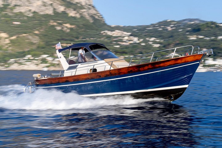 Båttur i liten gruppe langs Amalfikysten fra Positano, Italia, foto 13 | wizardtrip