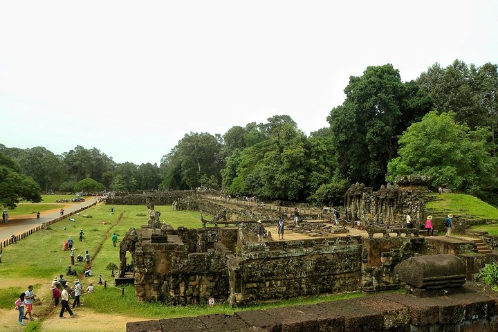 Explore templos antigos e paisagens deslumbrantes num passeio privado de 2 dias por Angkor, Camboja, foto 11 | wizardtrip