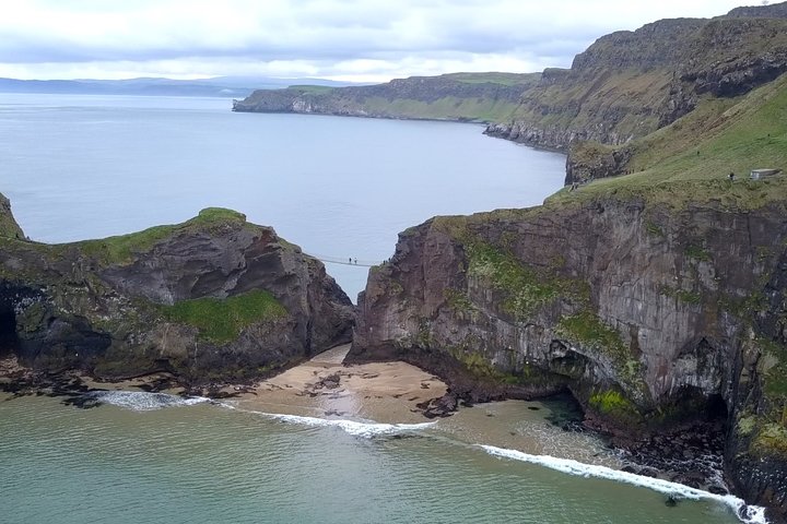 Tour panoramico in pullman da Belfast alla Giant's Causeway, esplorando la bellezza naturale dell'Irlanda del Nord e le location di Game of Thrones, foto 9 | wizardtrip
