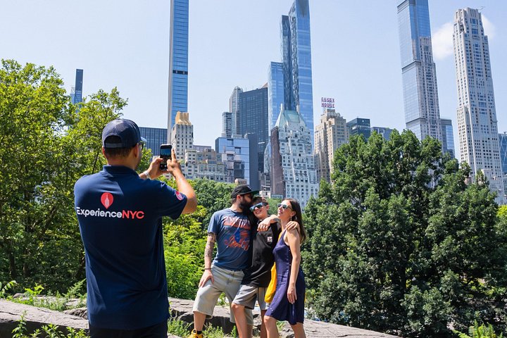 Pedicab tour through New York's Central Park, visiting famous landmarks and photo spots, photo 7 | wizardtrip